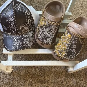 Hat & Croc Set